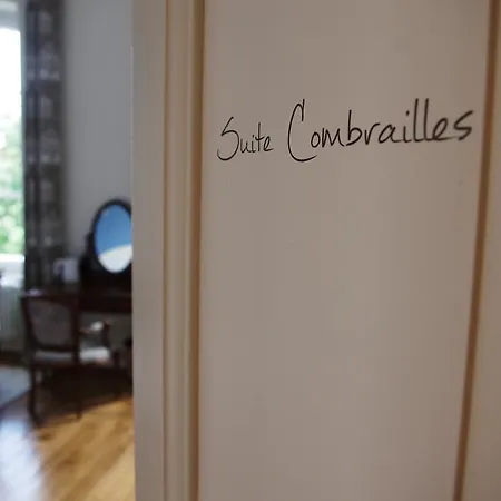 Le Clos Des Noyers לינה וארוחת בוקר