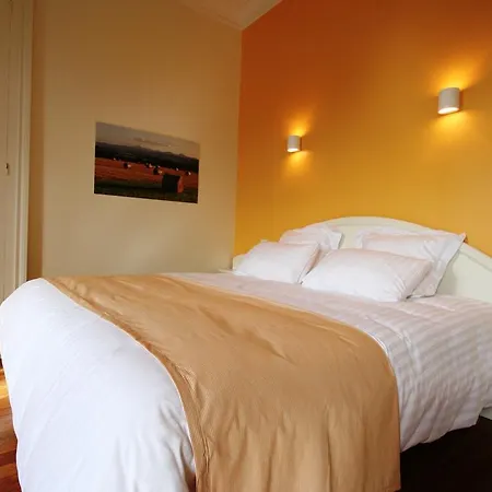 לינה וארוחת בוקר Le Clos Des Noyers Combronde