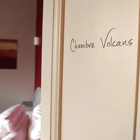 לינה וארוחת בוקר Le Clos Des Noyers