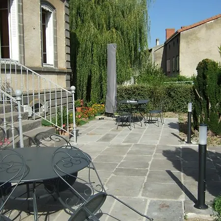 Le Clos Des Noyers Combronde