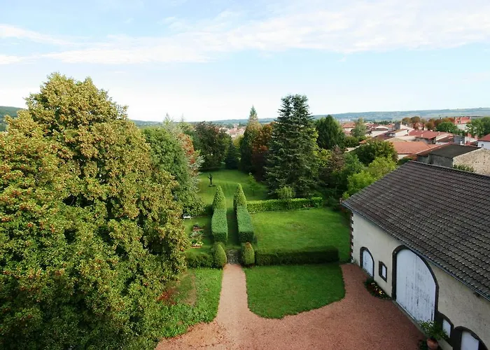 Le Clos Des Noyers 3* Combronde